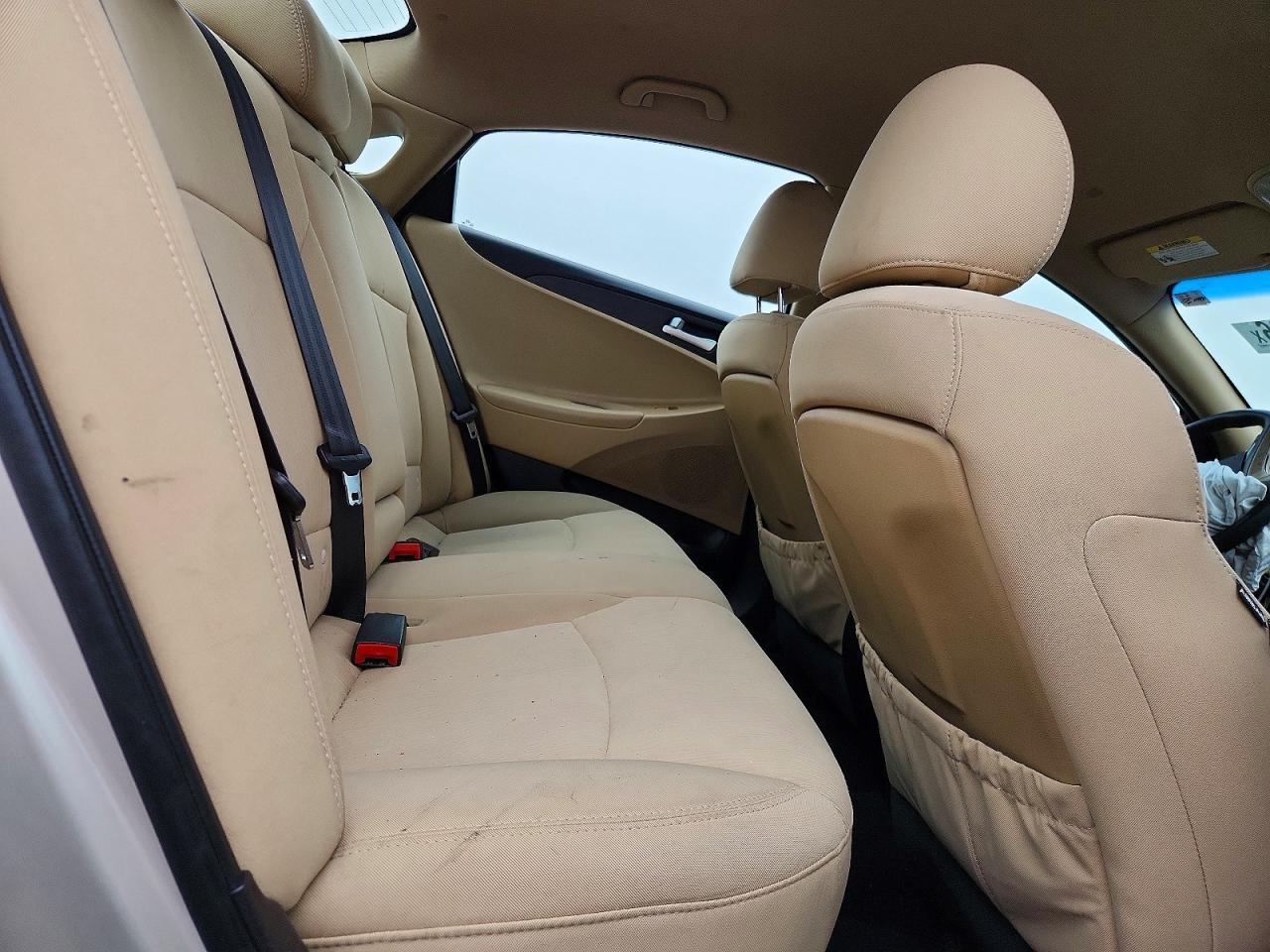2011 HYUNDAI SONATA