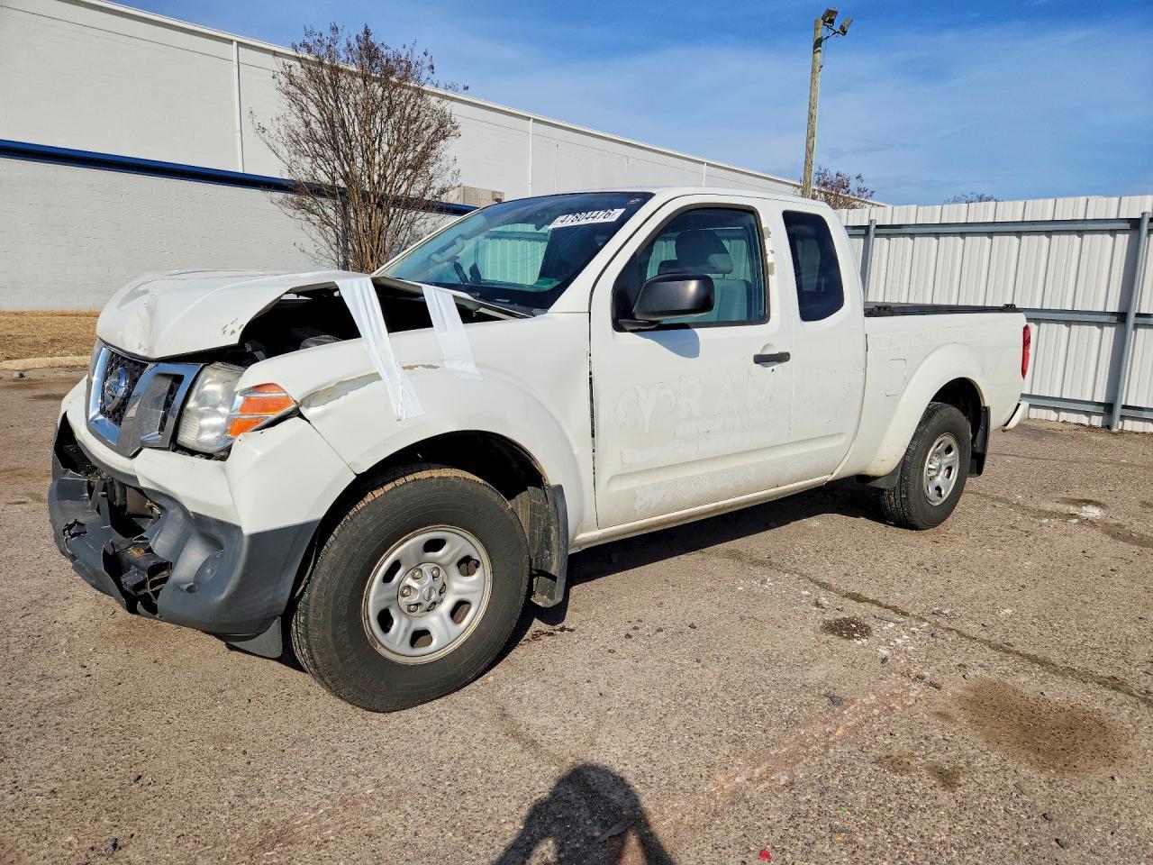 2017 NISSAN Frontier