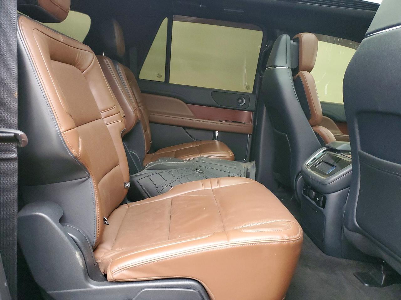 2023 LINCOLN Navigator