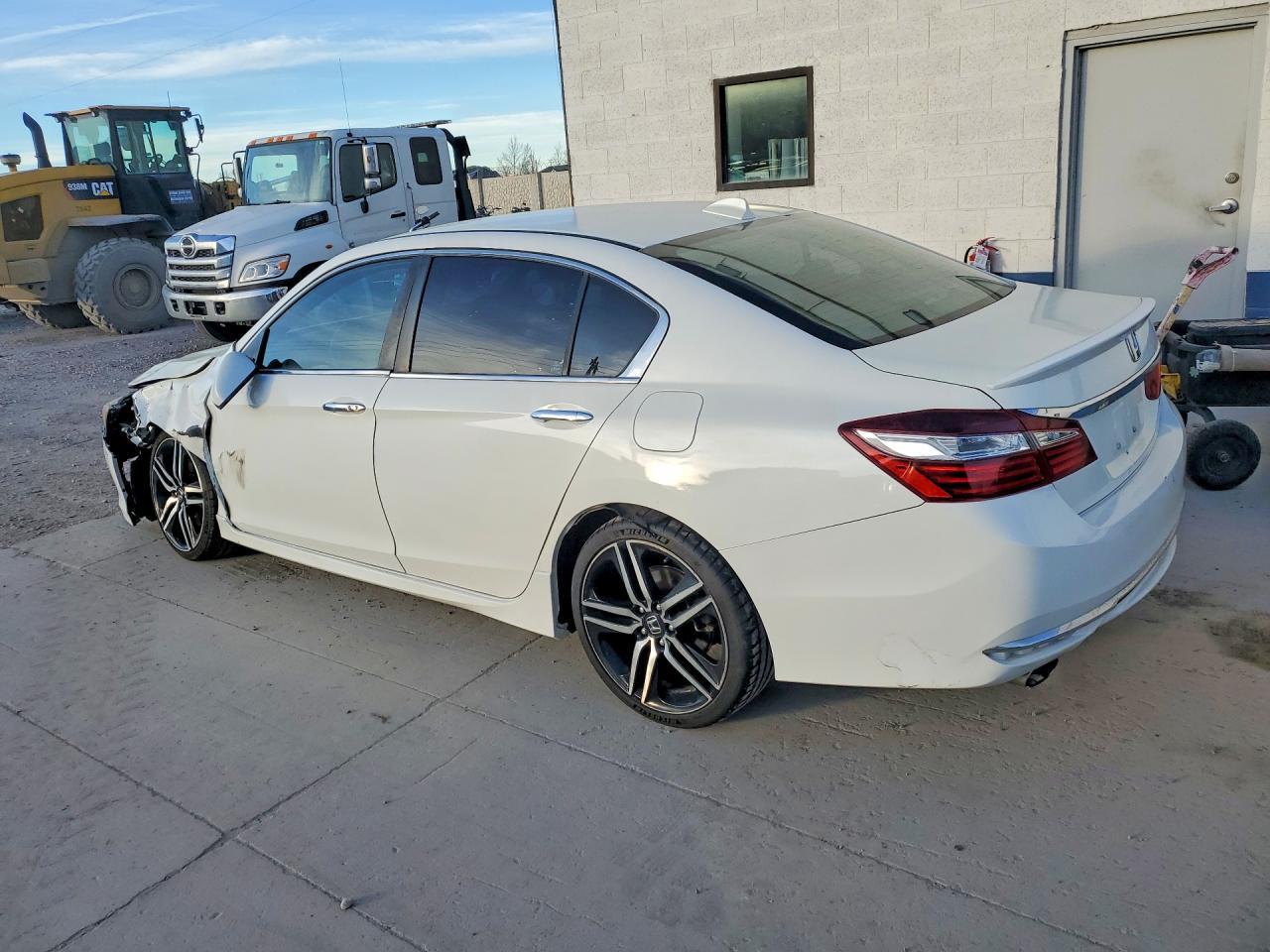 2016 HONDA ACCORD