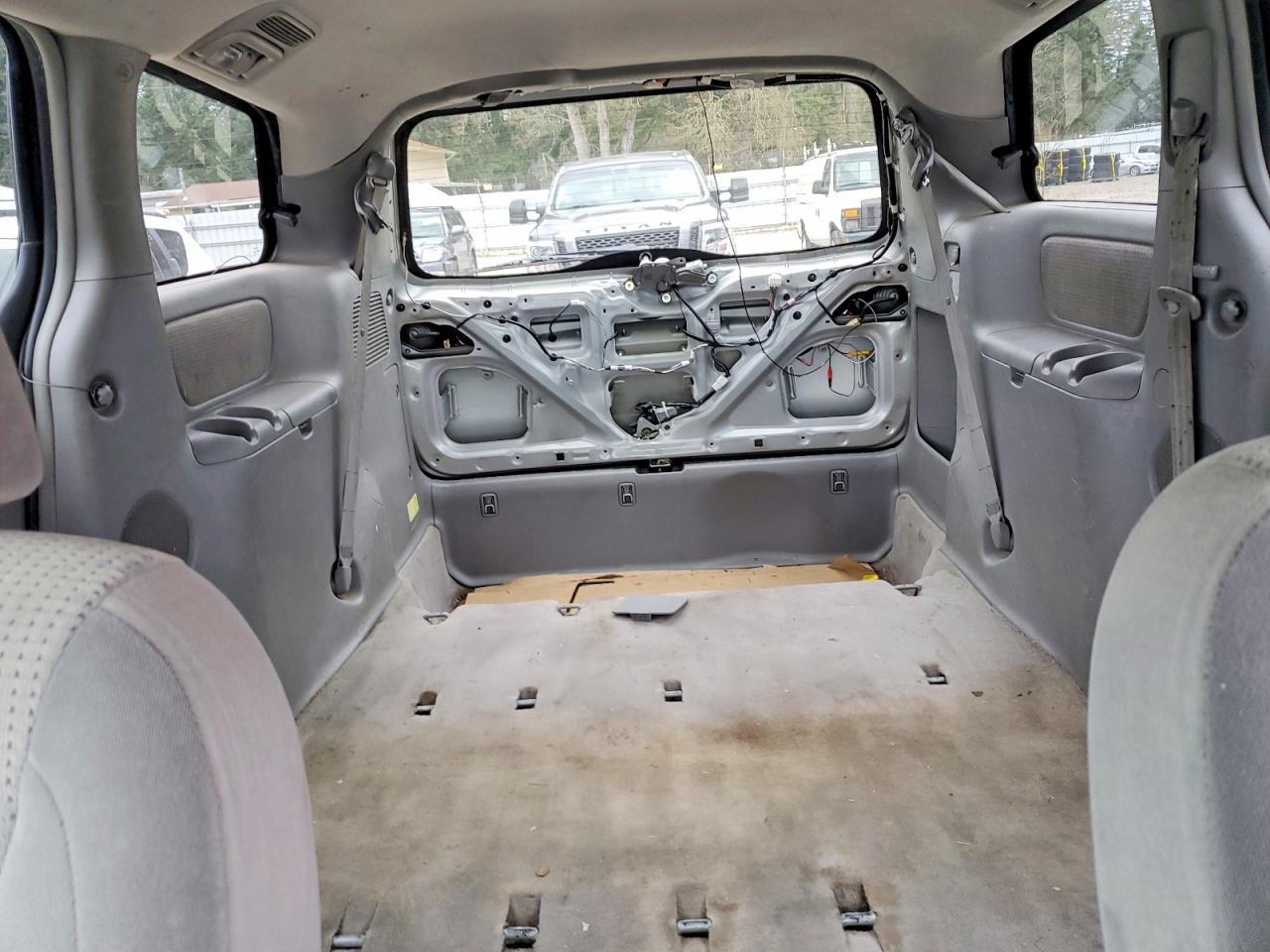 2010 TOYOTA SIENNA