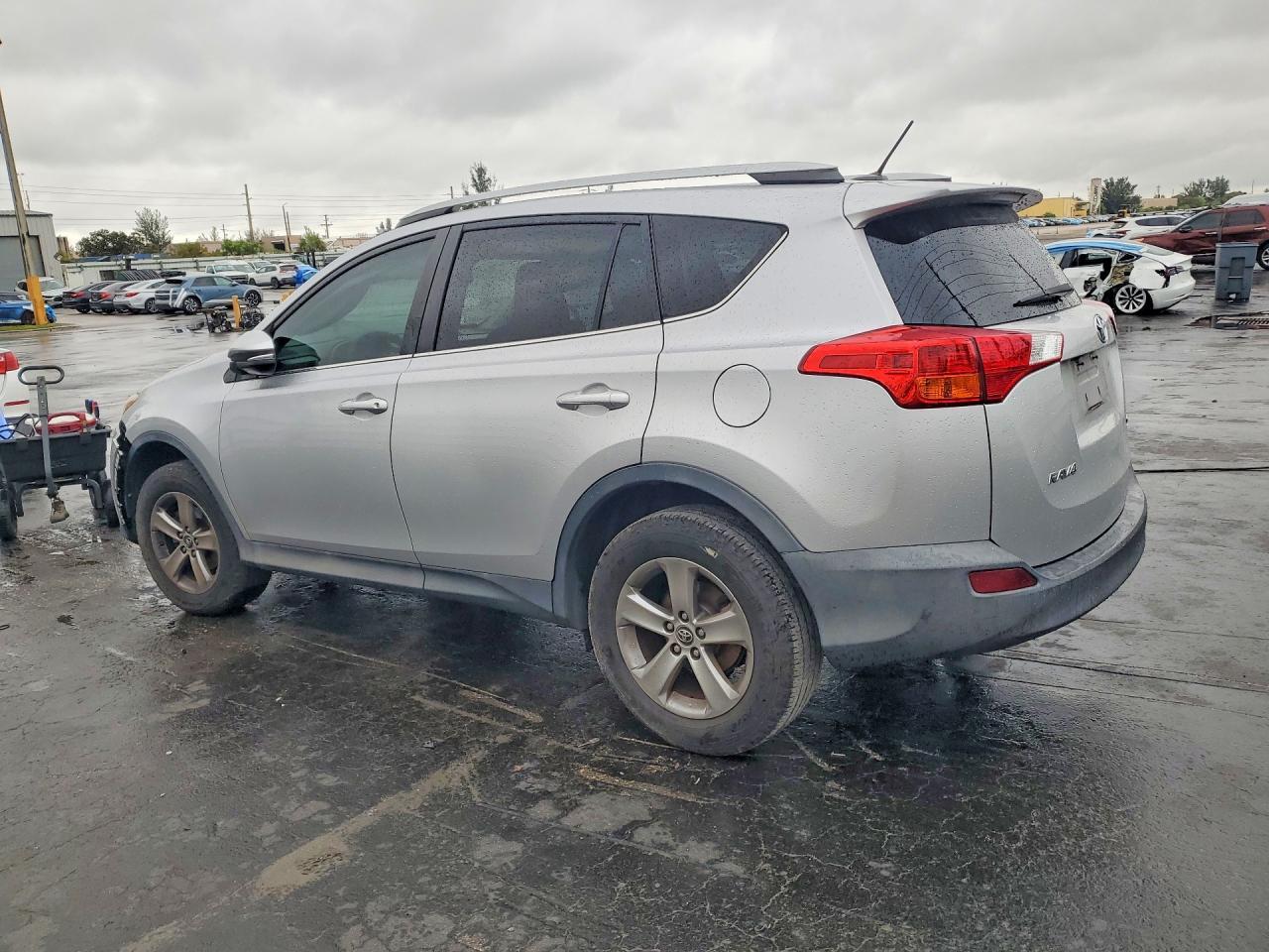 2015 TOYOTA RAV4