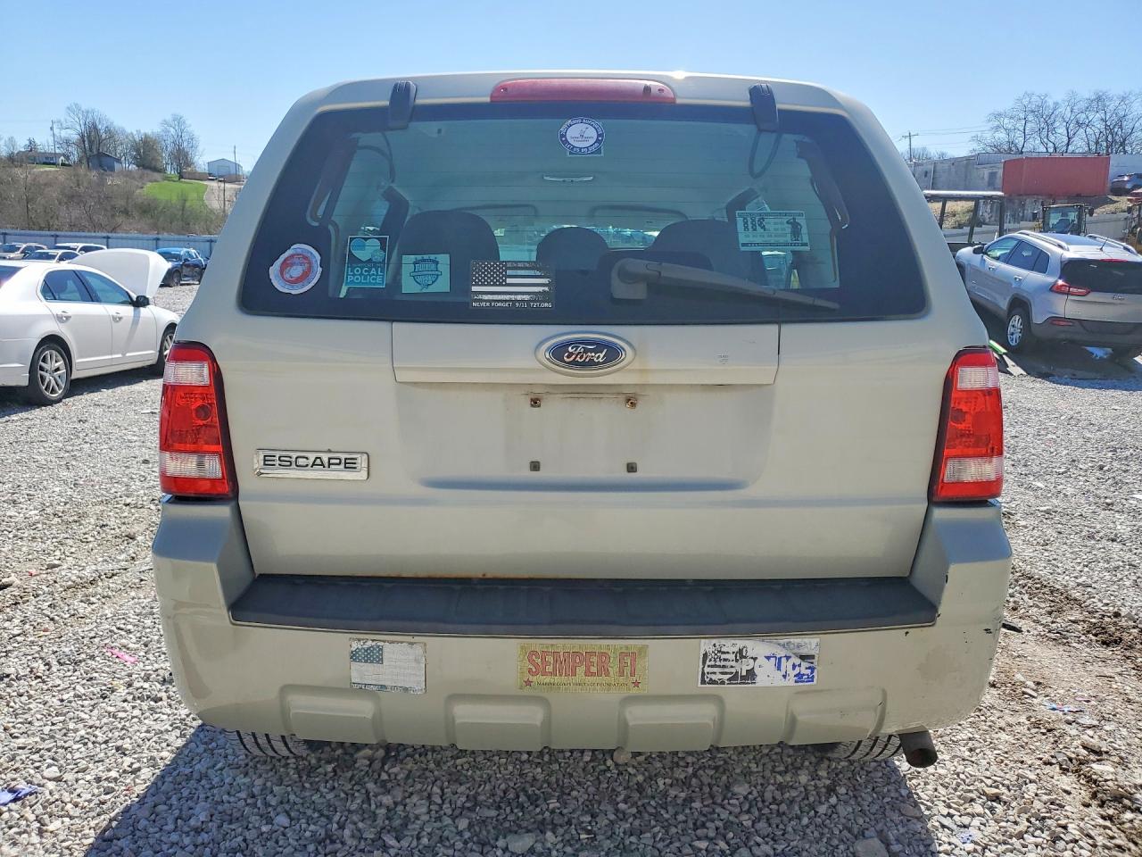2009 FORD ESCAPE