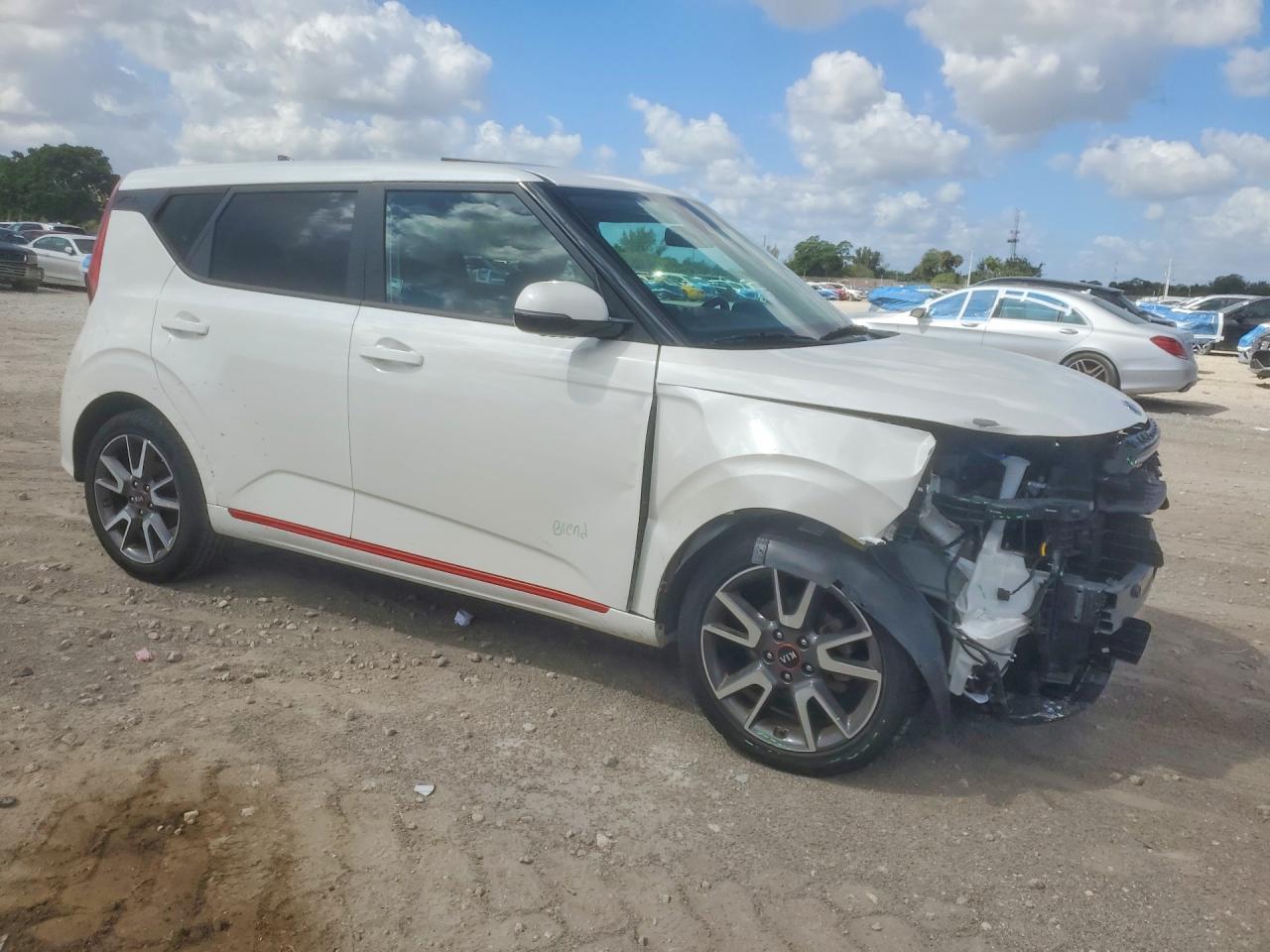 2021 KIA SOUL