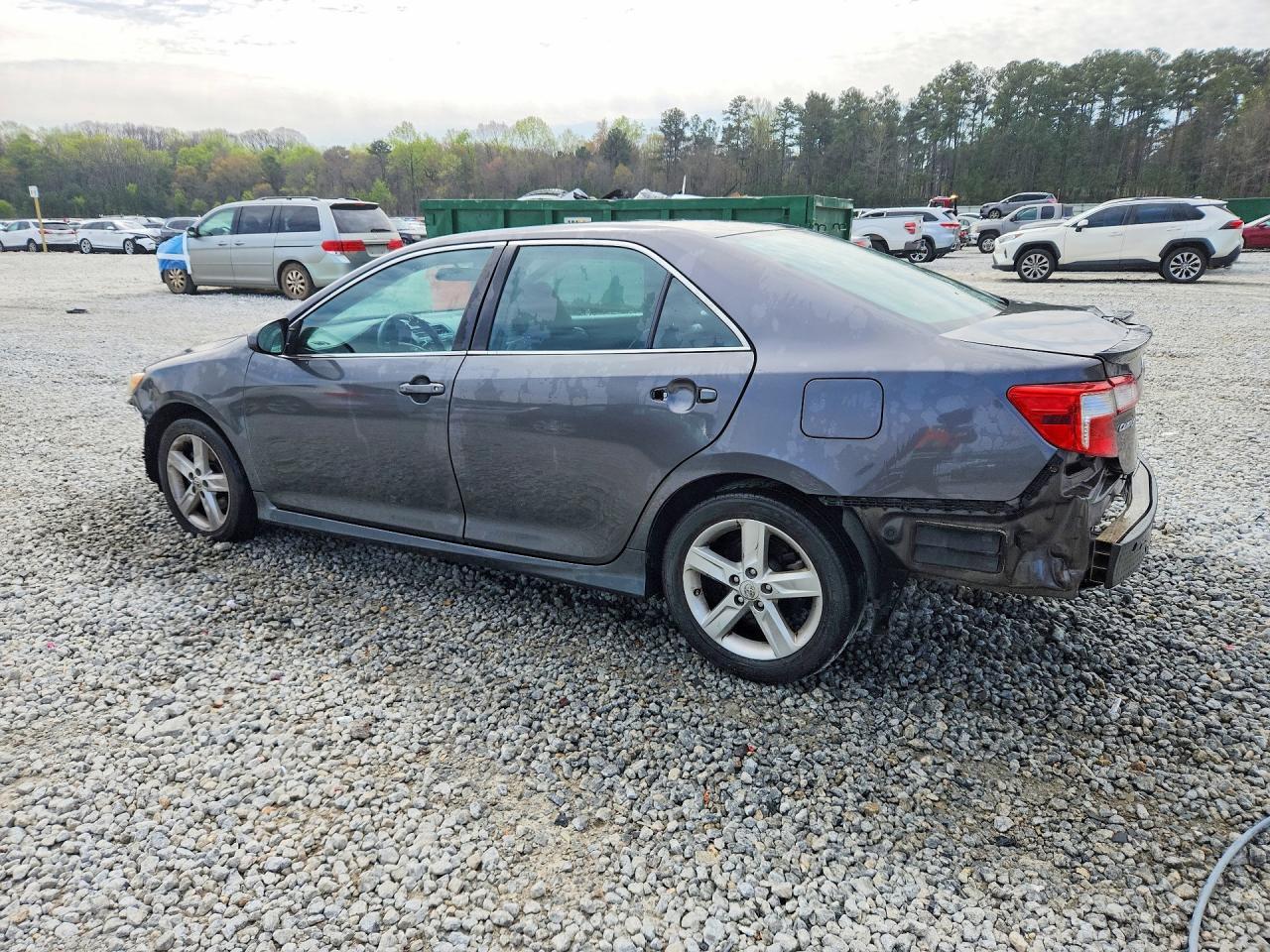 2013 TOYOTA CAMRY