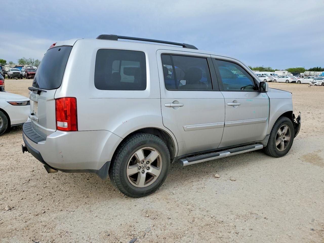 2011 HONDA PILOT