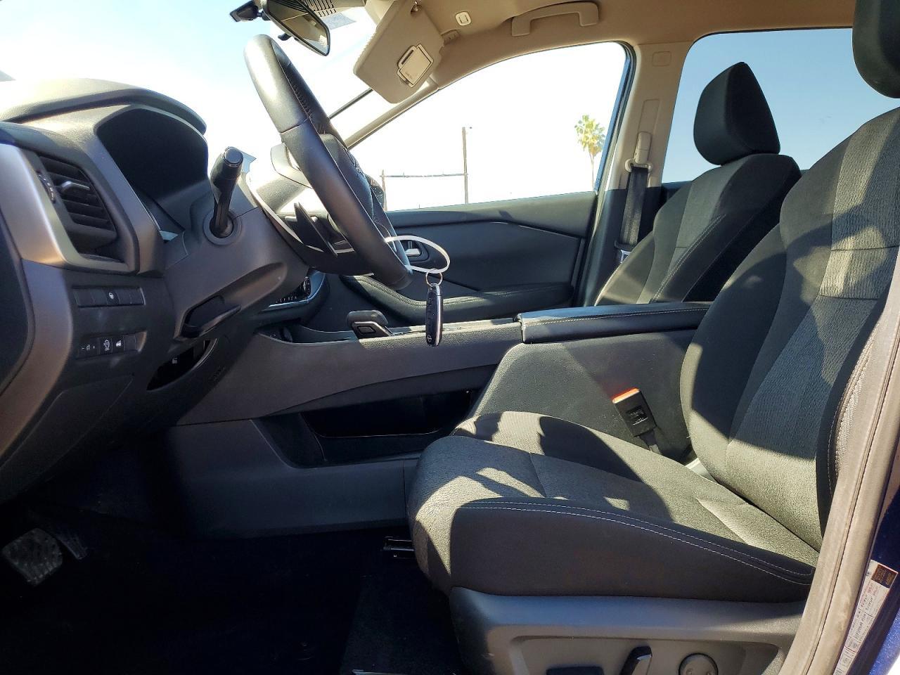 2025 NISSAN ROGUE