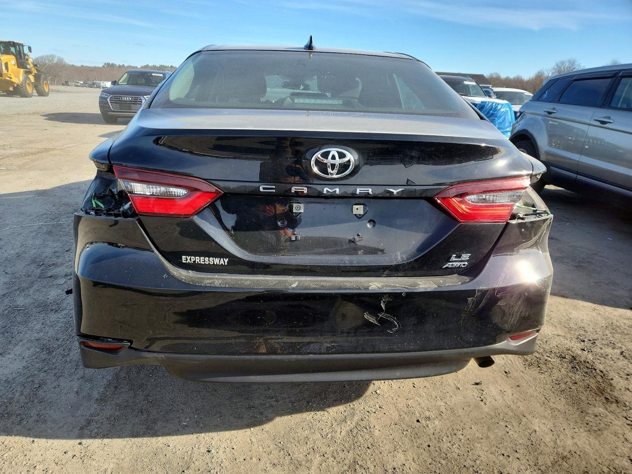 2023 TOYOTA CAMRY