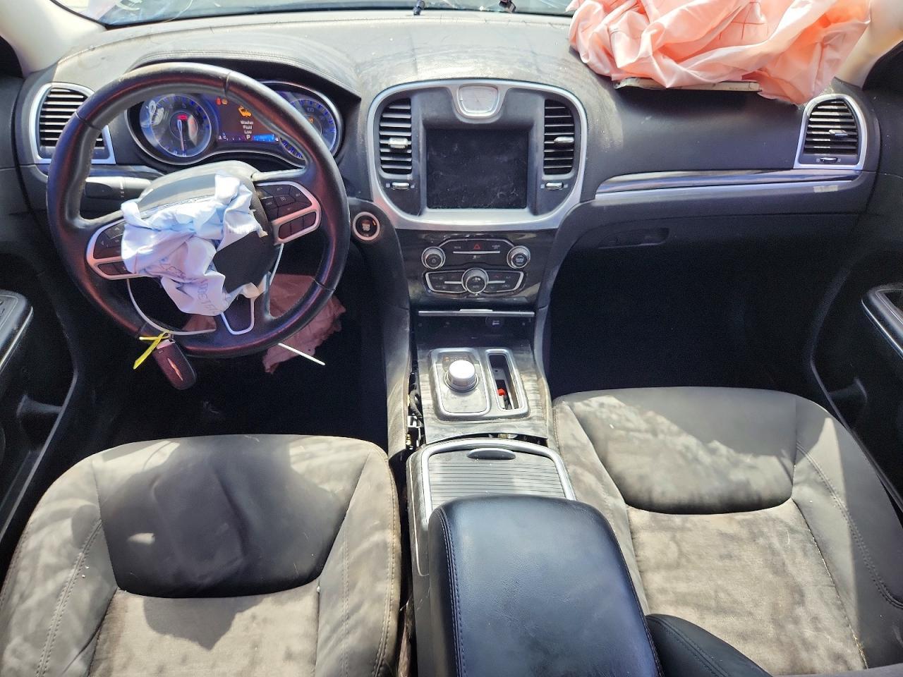2018 CHRYSLER 300