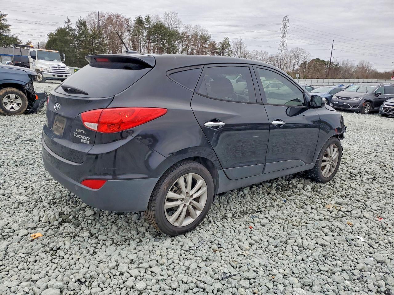 2012 HYUNDAI TUCSON