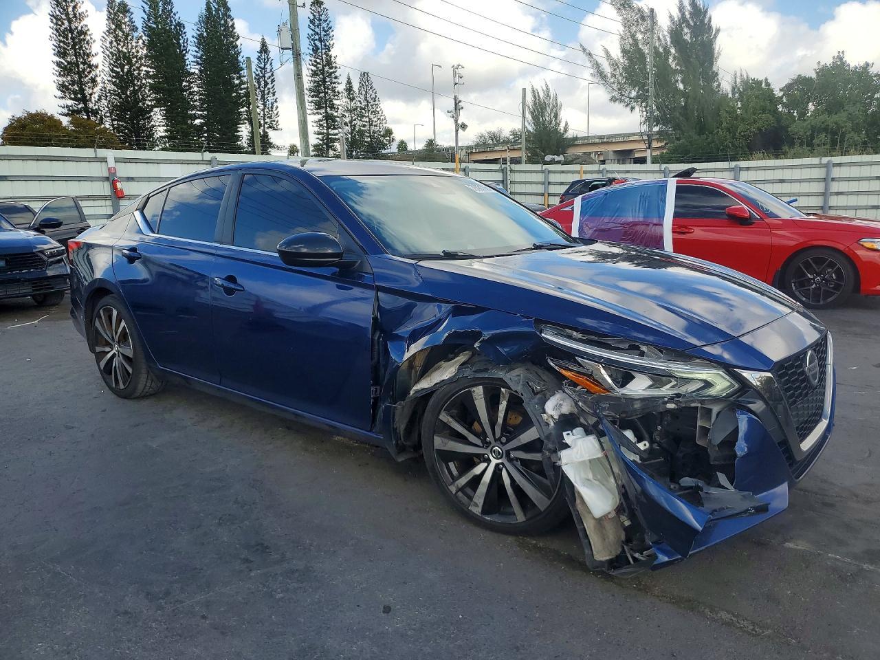2022 NISSAN ALTIMA
