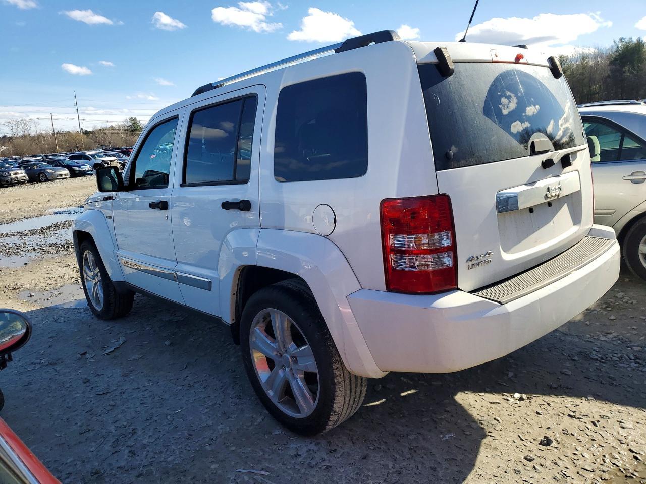 2012 JEEP Liberty