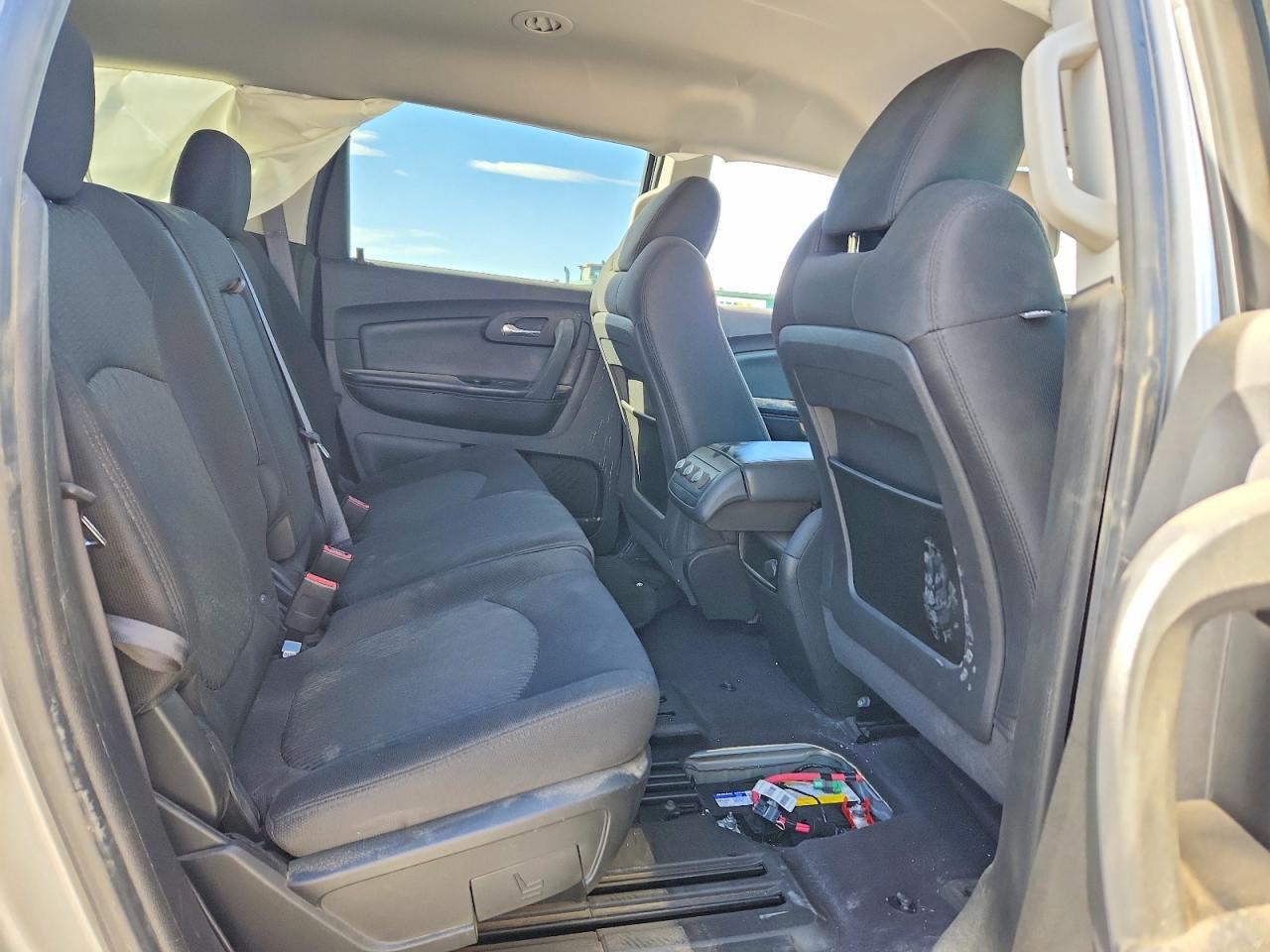 2010 CHEVROLET TRAVERSE