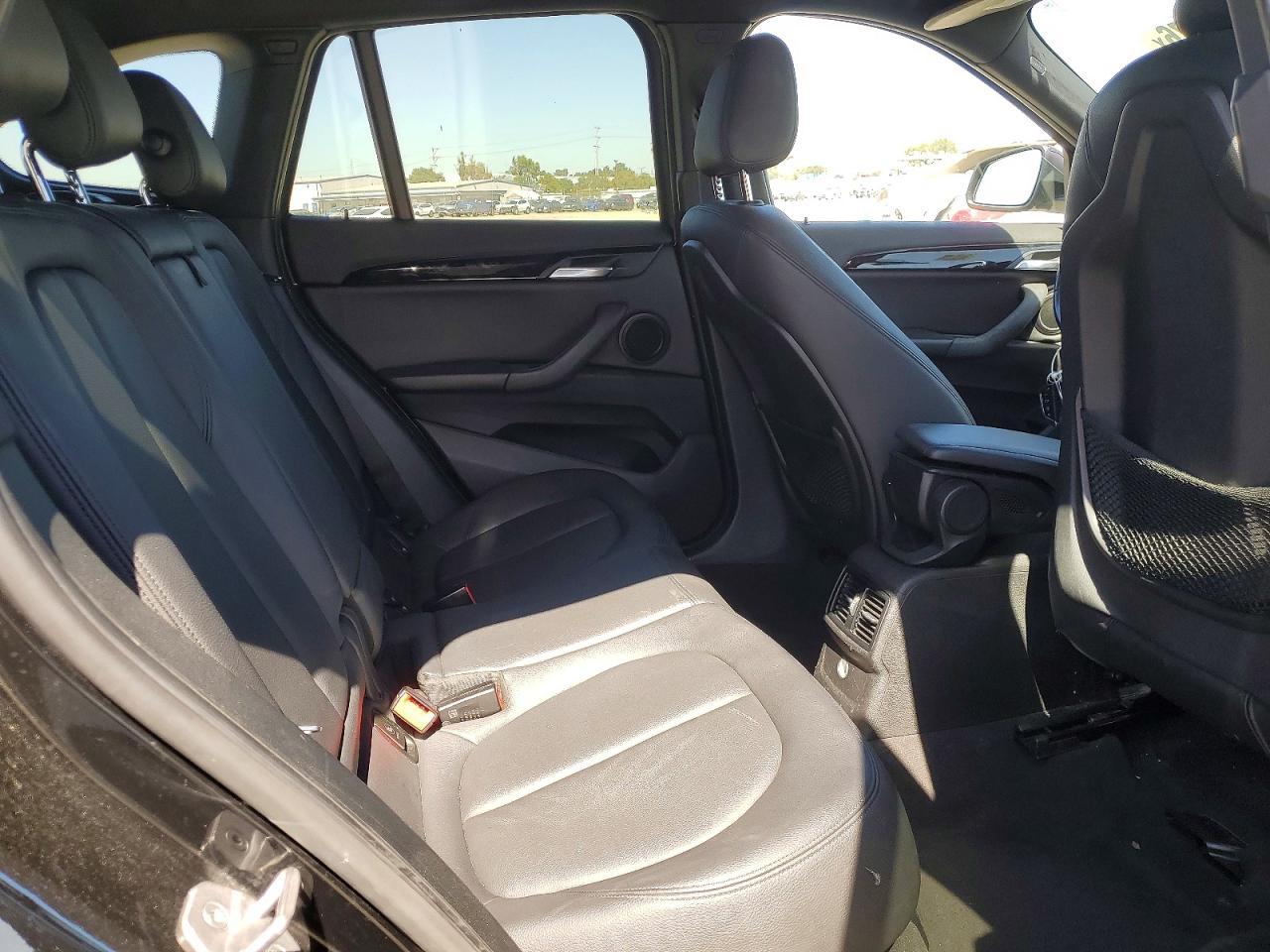 2016 BMW X1