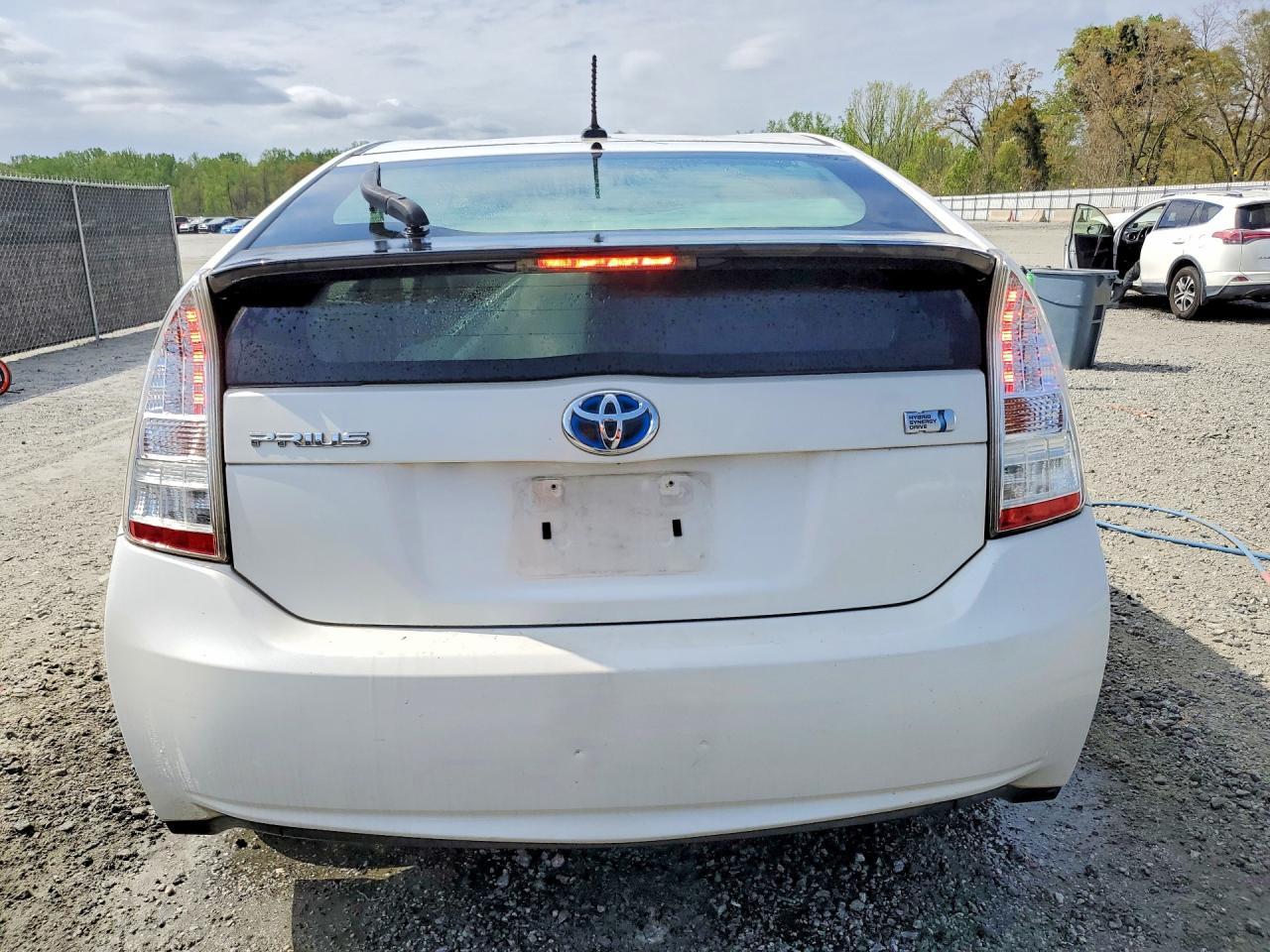 2010 TOYOTA PRIUS