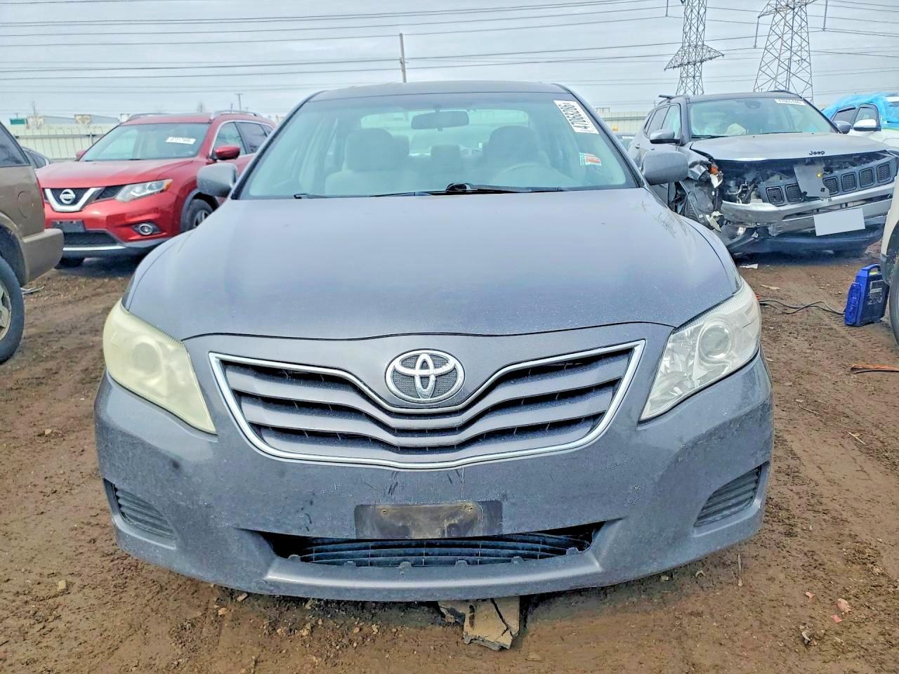 2011 TOYOTA CAMRY