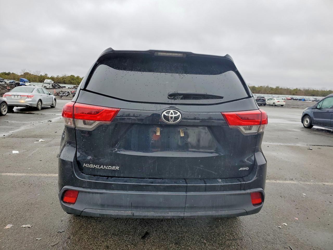 2019 TOYOTA HIGHLANDER