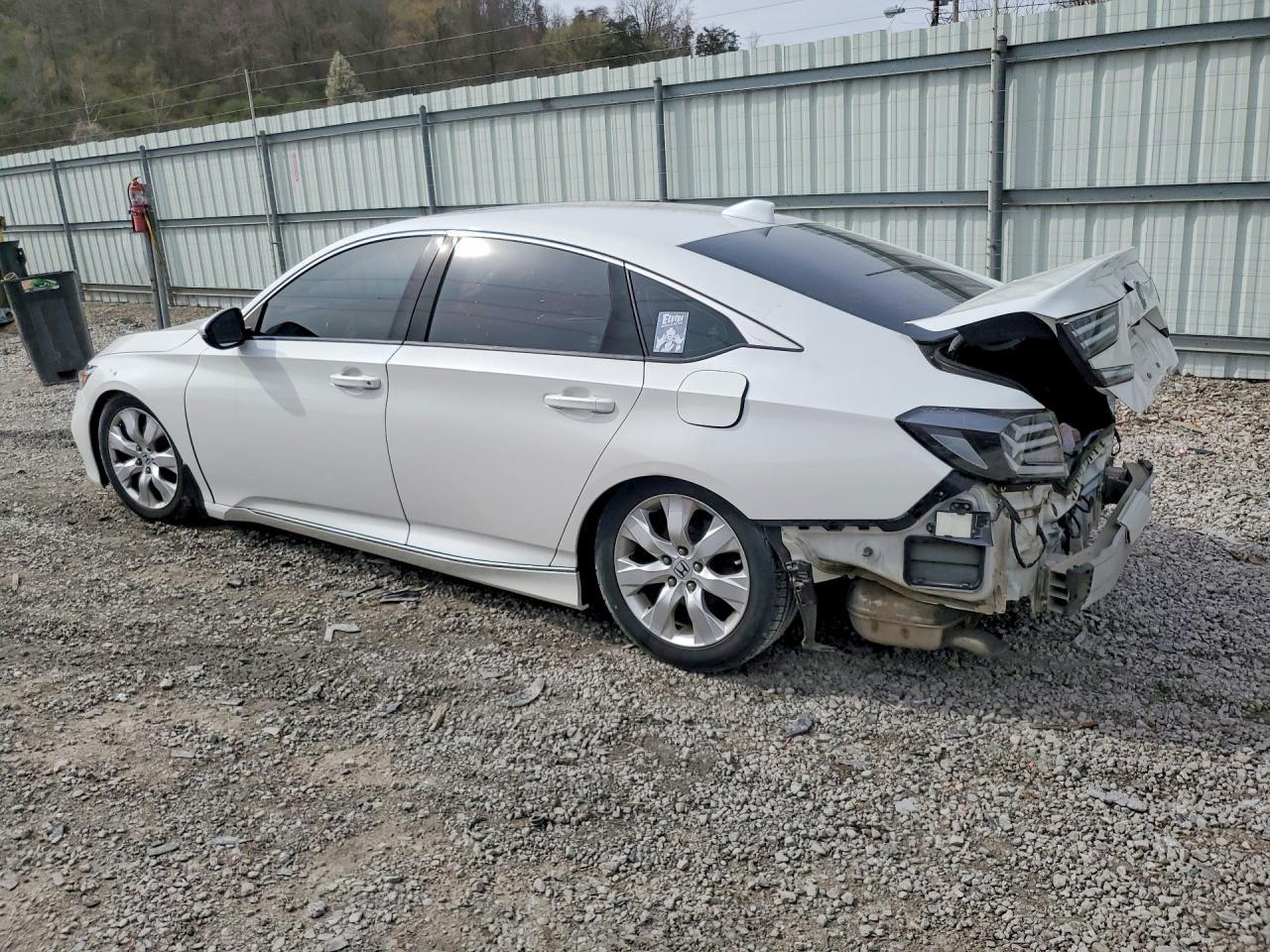 2019 HONDA ACCORD