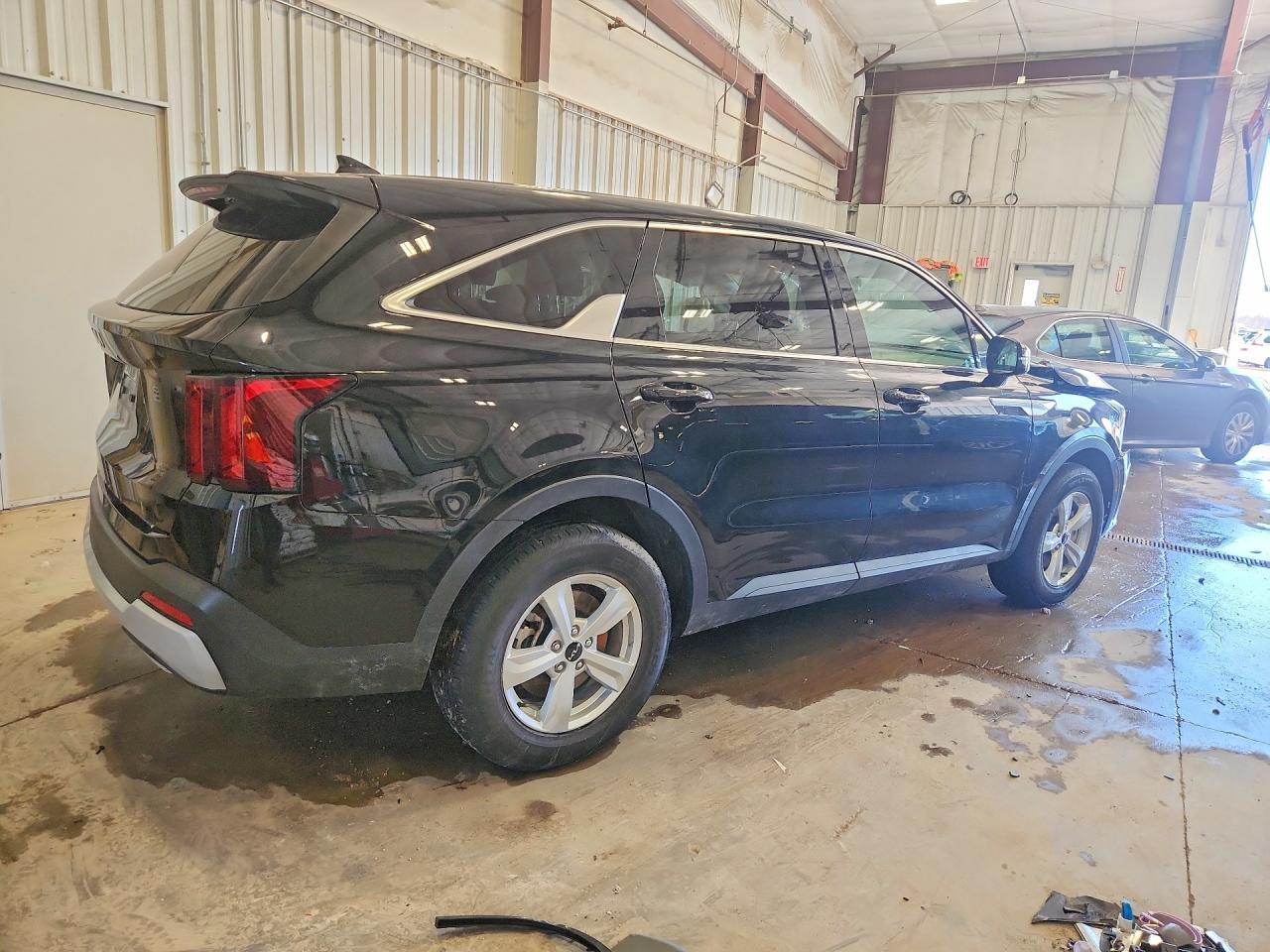 2025 KIA SORENTO