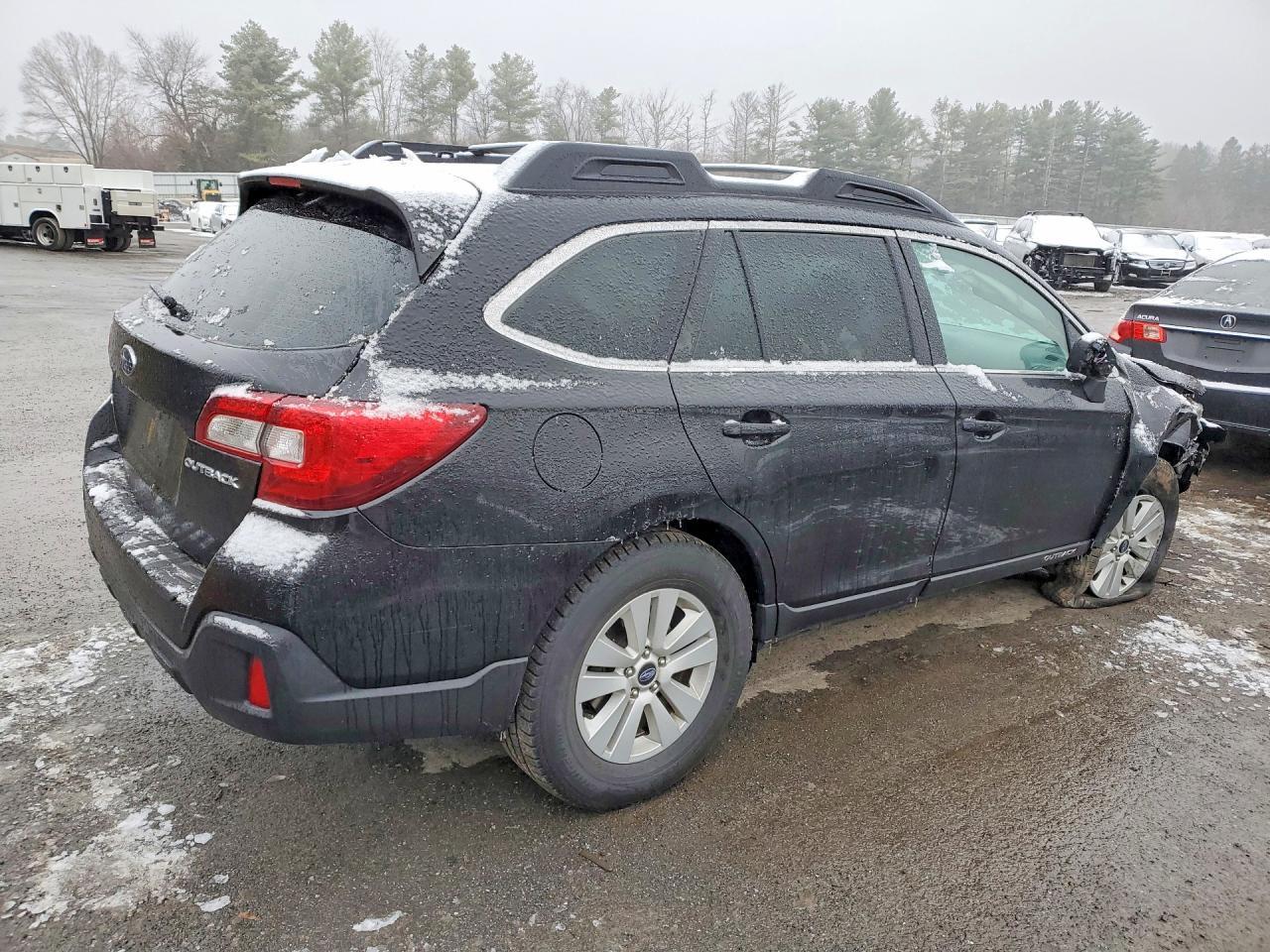 2018 SUBARU Outback