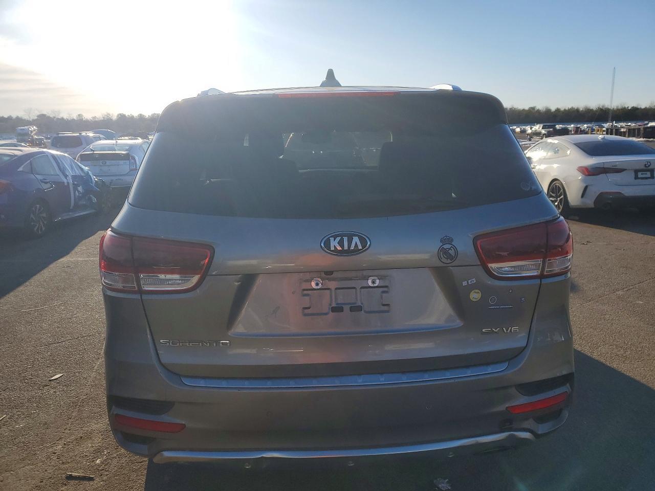 2017 KIA SORENTO