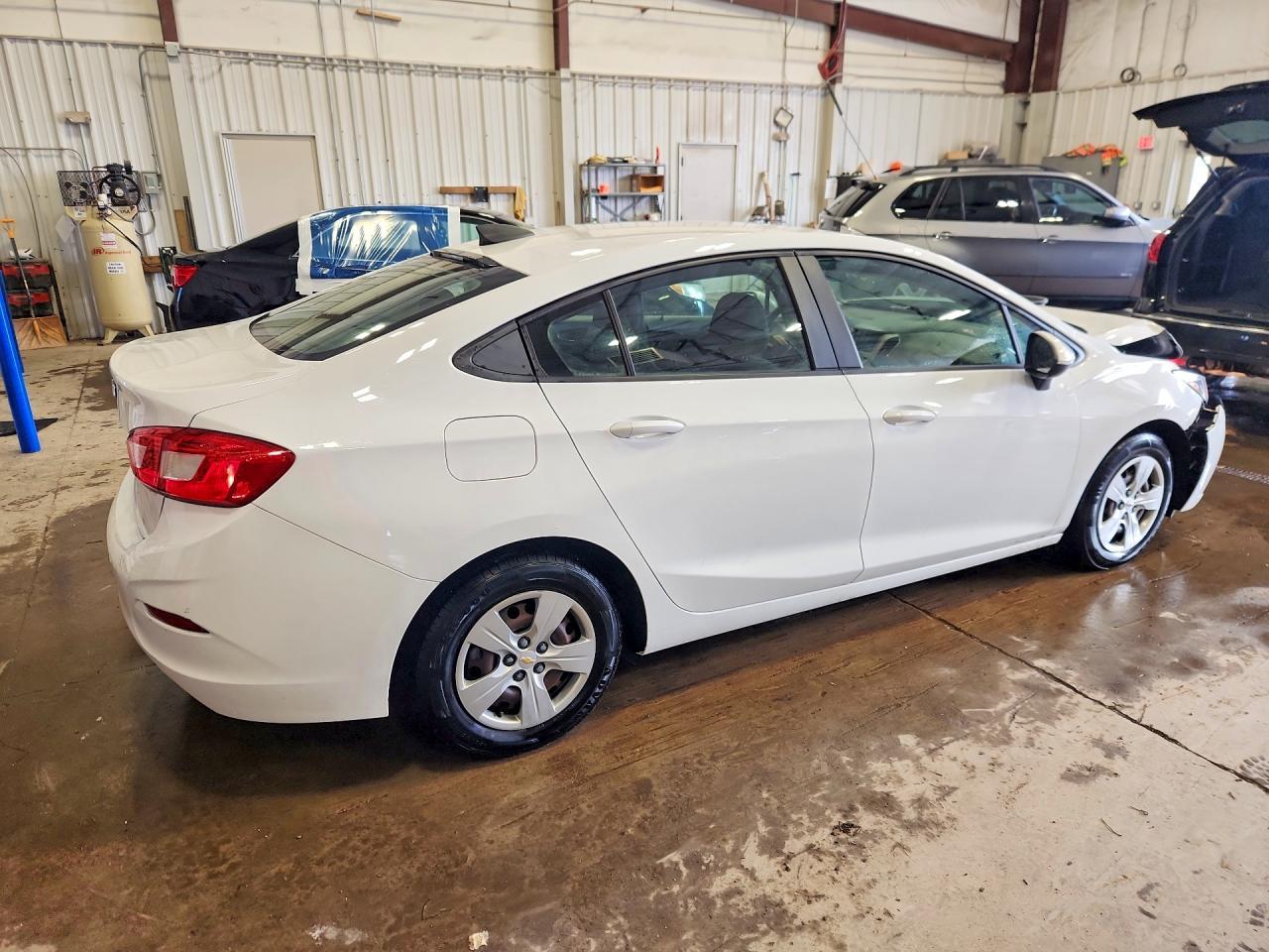 2016 CHEVROLET CRUZE