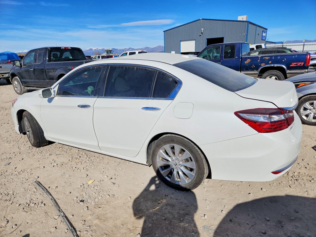 2017 HONDA ACCORD