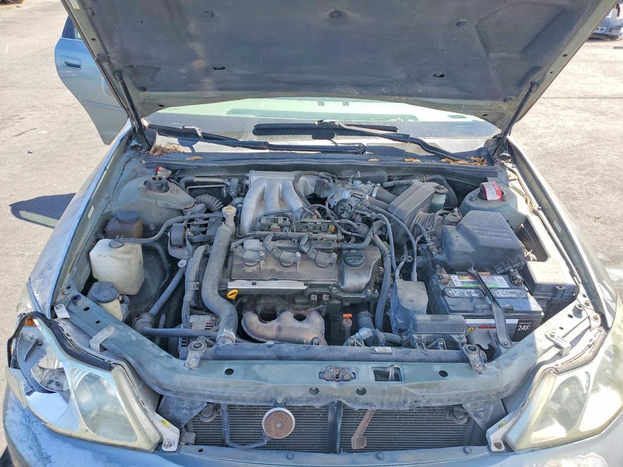 2002 TOYOTA Avalon