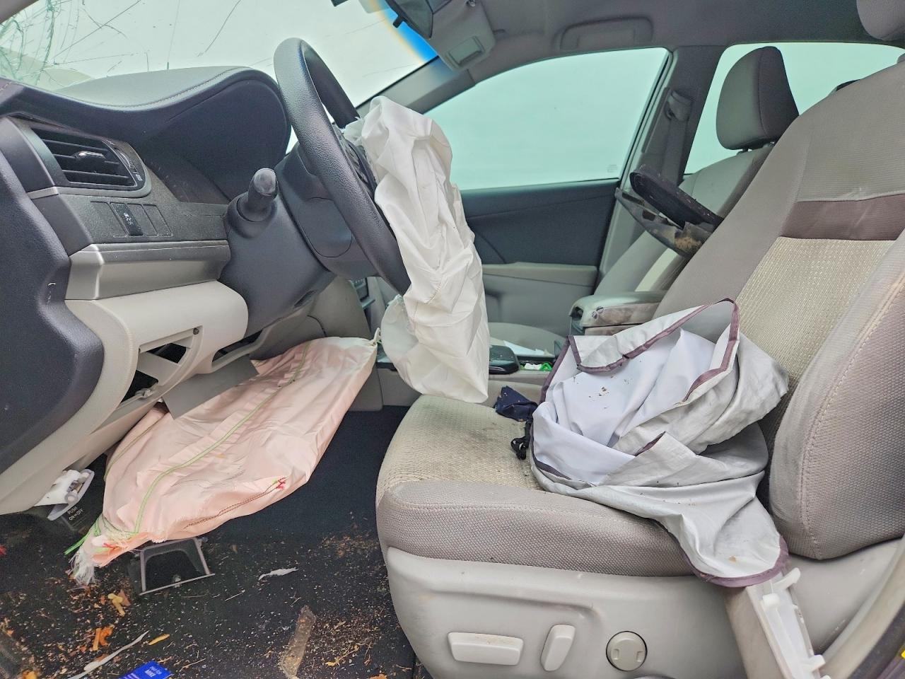 2013 TOYOTA CAMRY