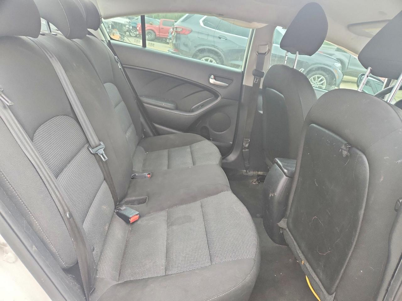 2017 KIA FORTE