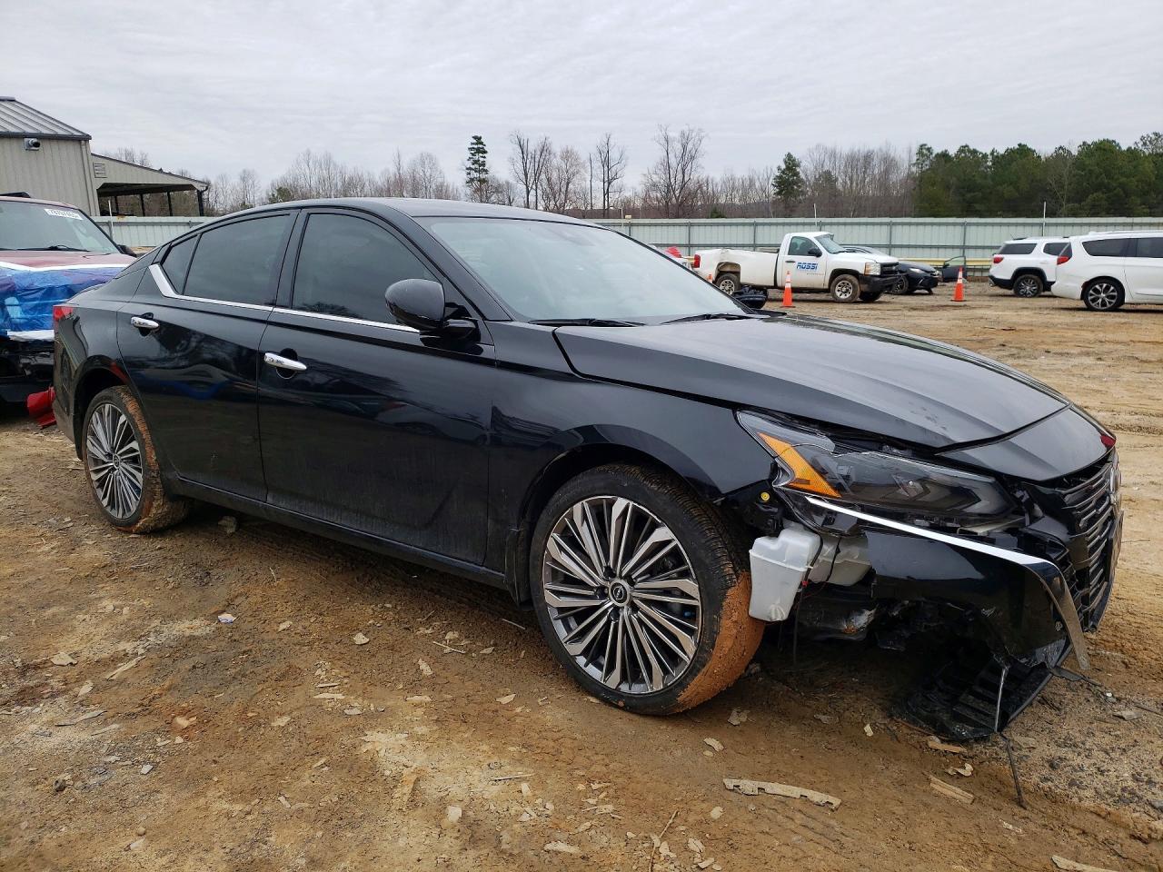2024 NISSAN ALTIMA