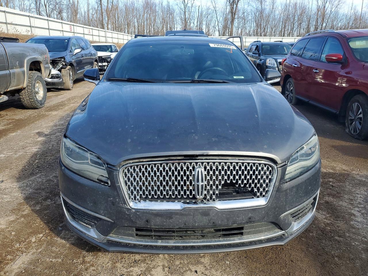 2017 LINCOLN MKZ