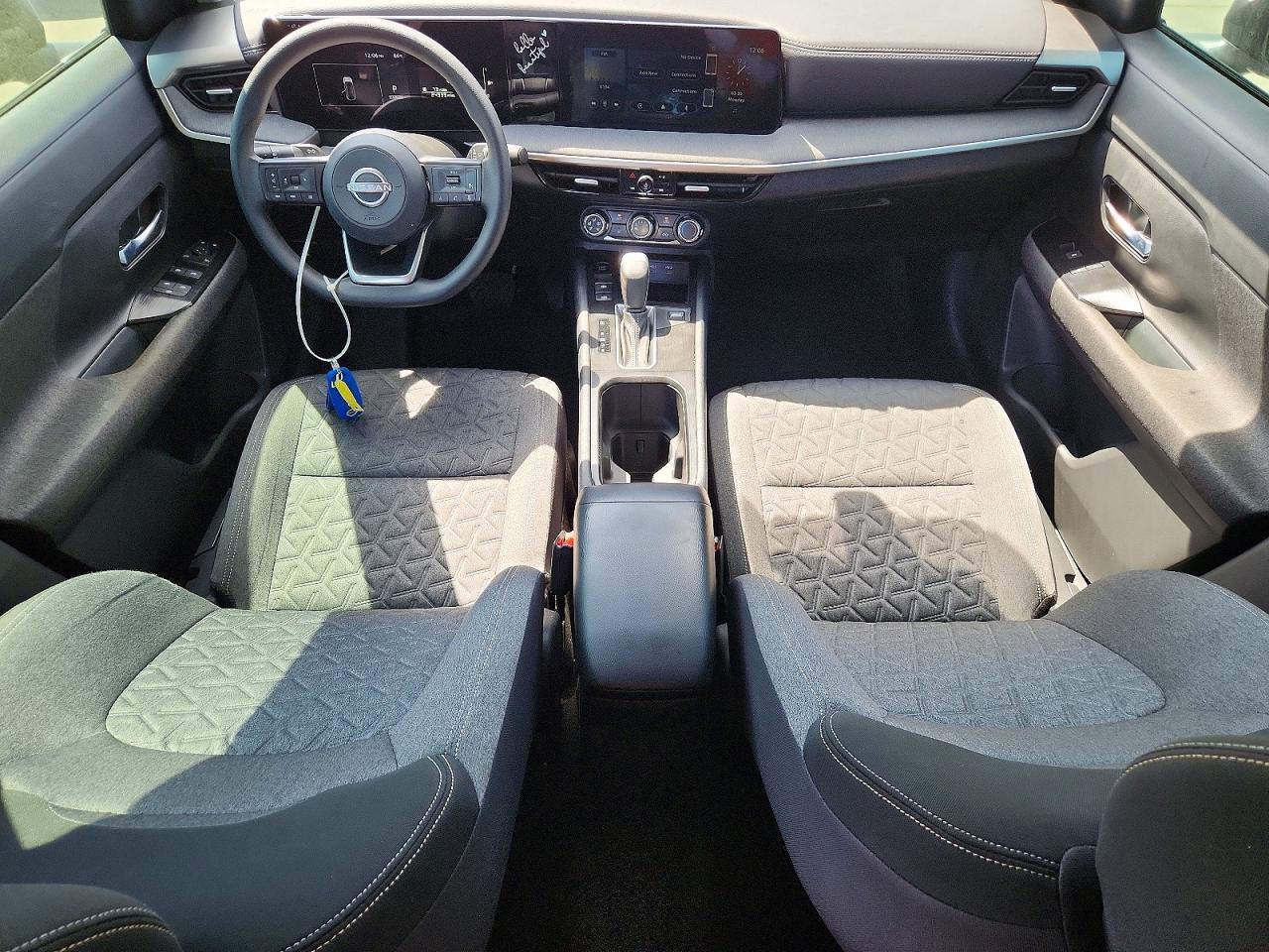 2025 NISSAN KICKS