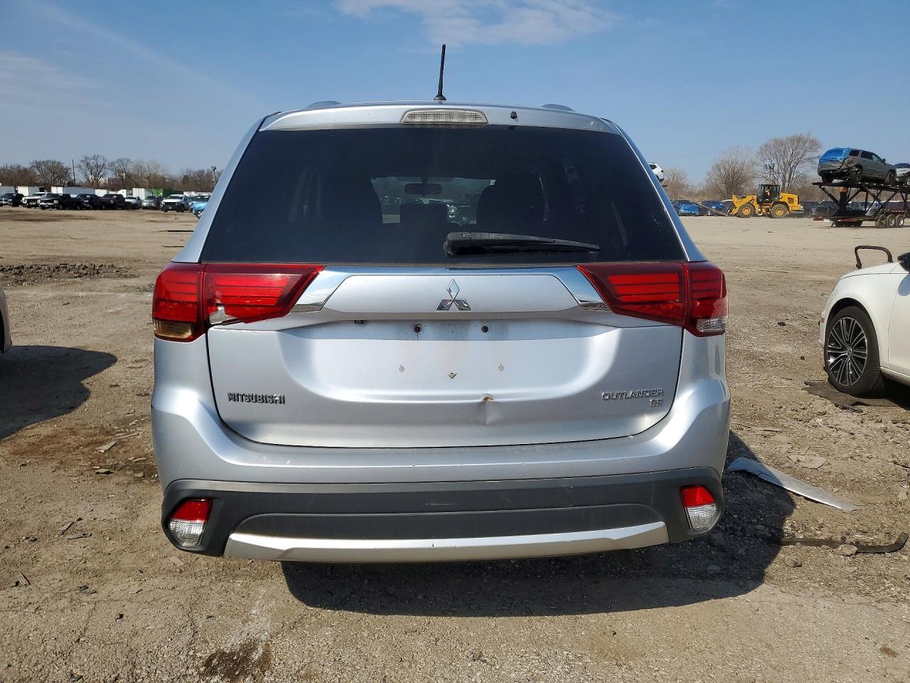 2016 MITSUBISHI outlander