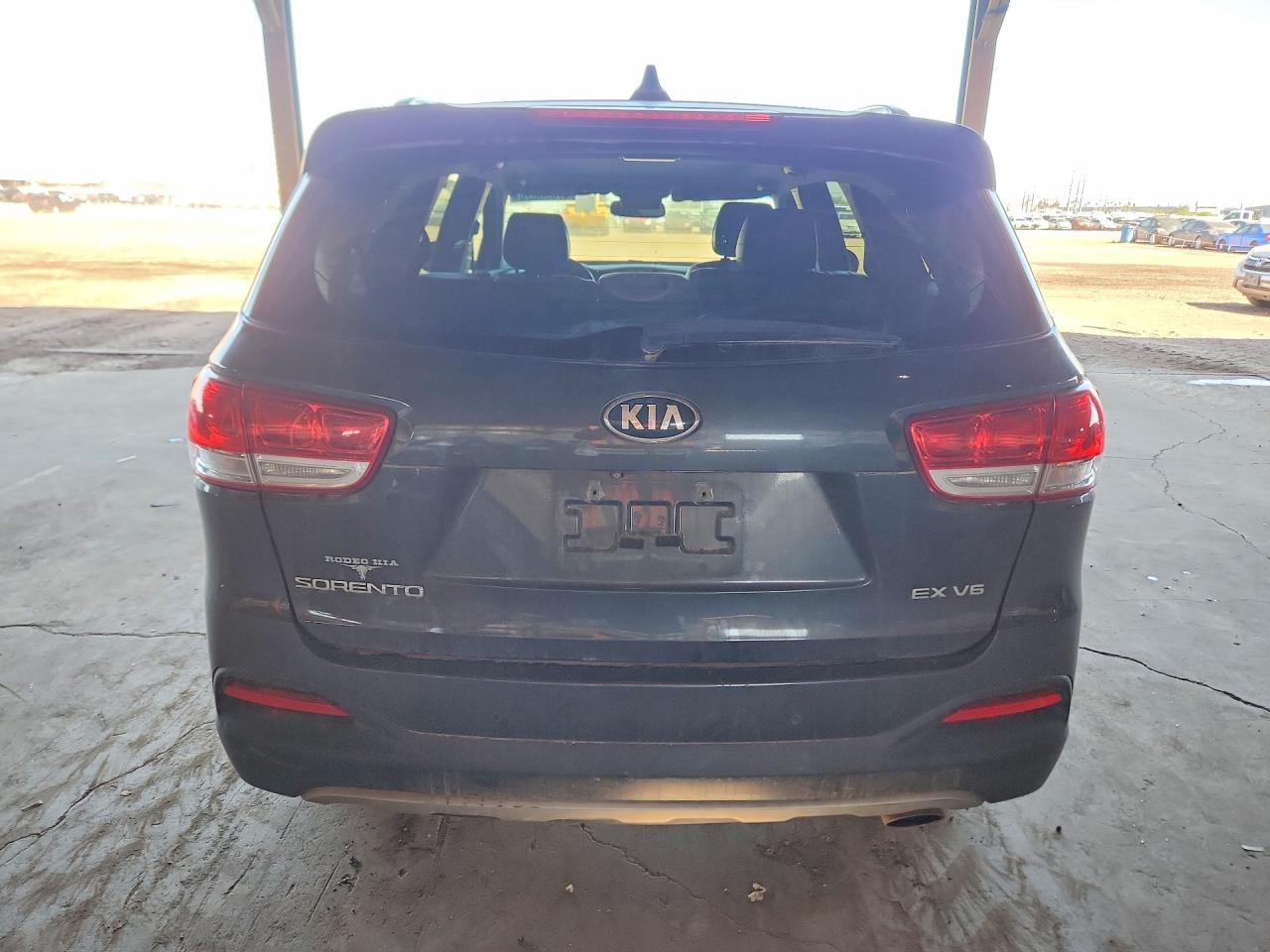 2016 KIA SORENTO