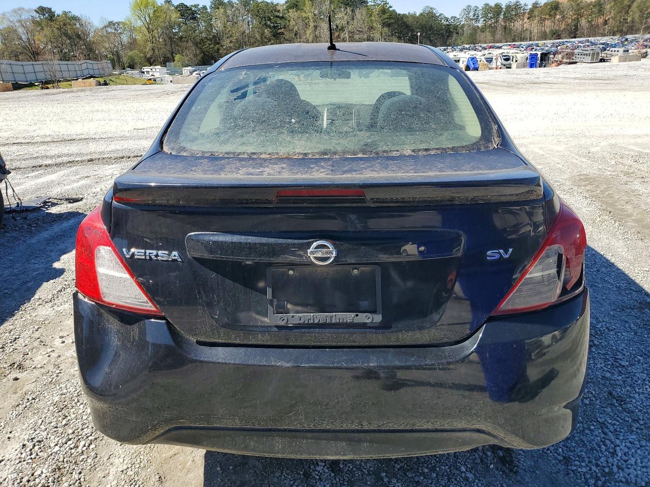 2019 NISSAN VERSA