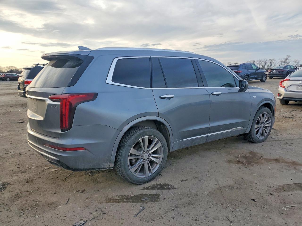 2022 CADILLAC XT6