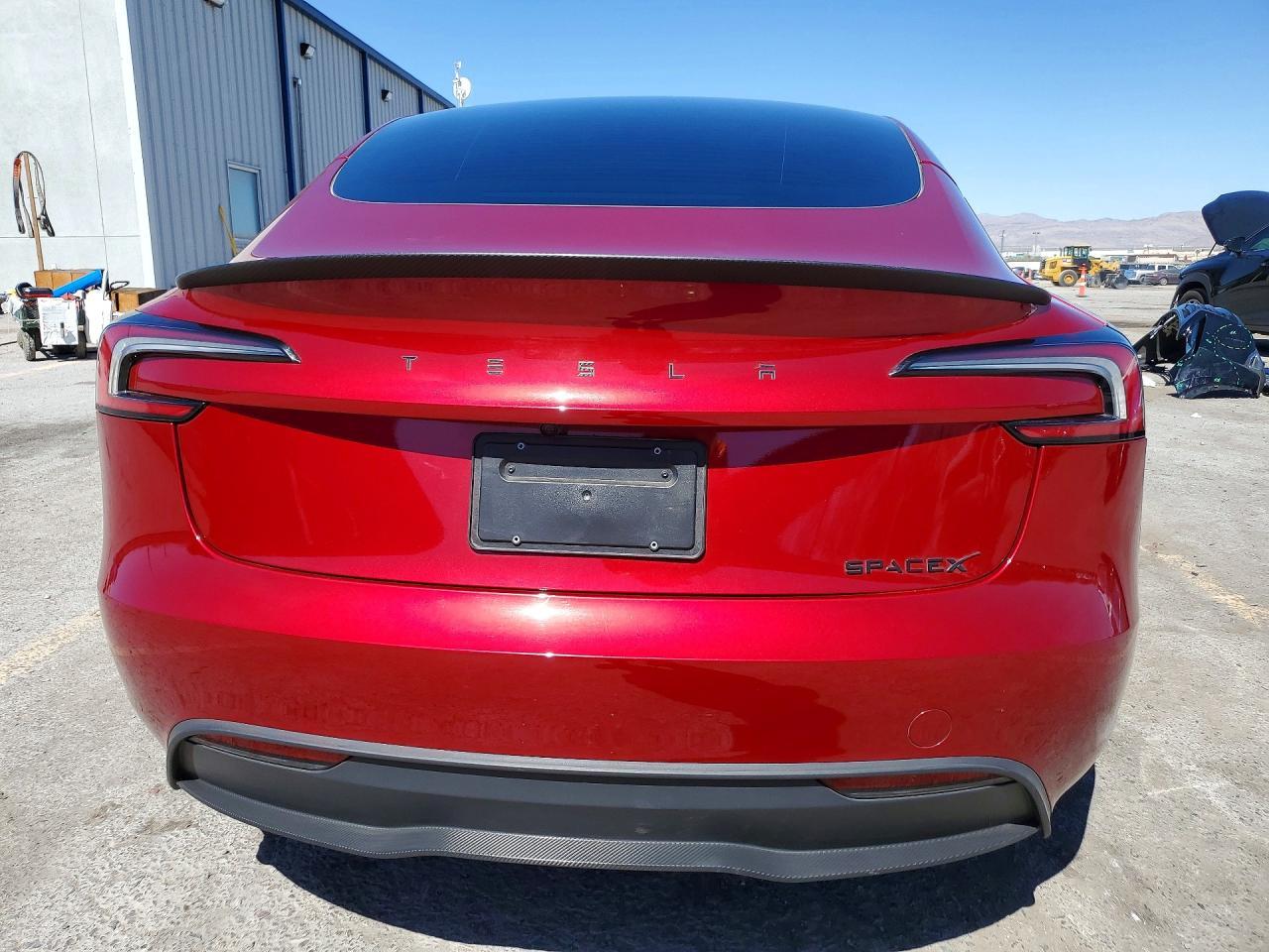 2025 TESLA MODEL 3