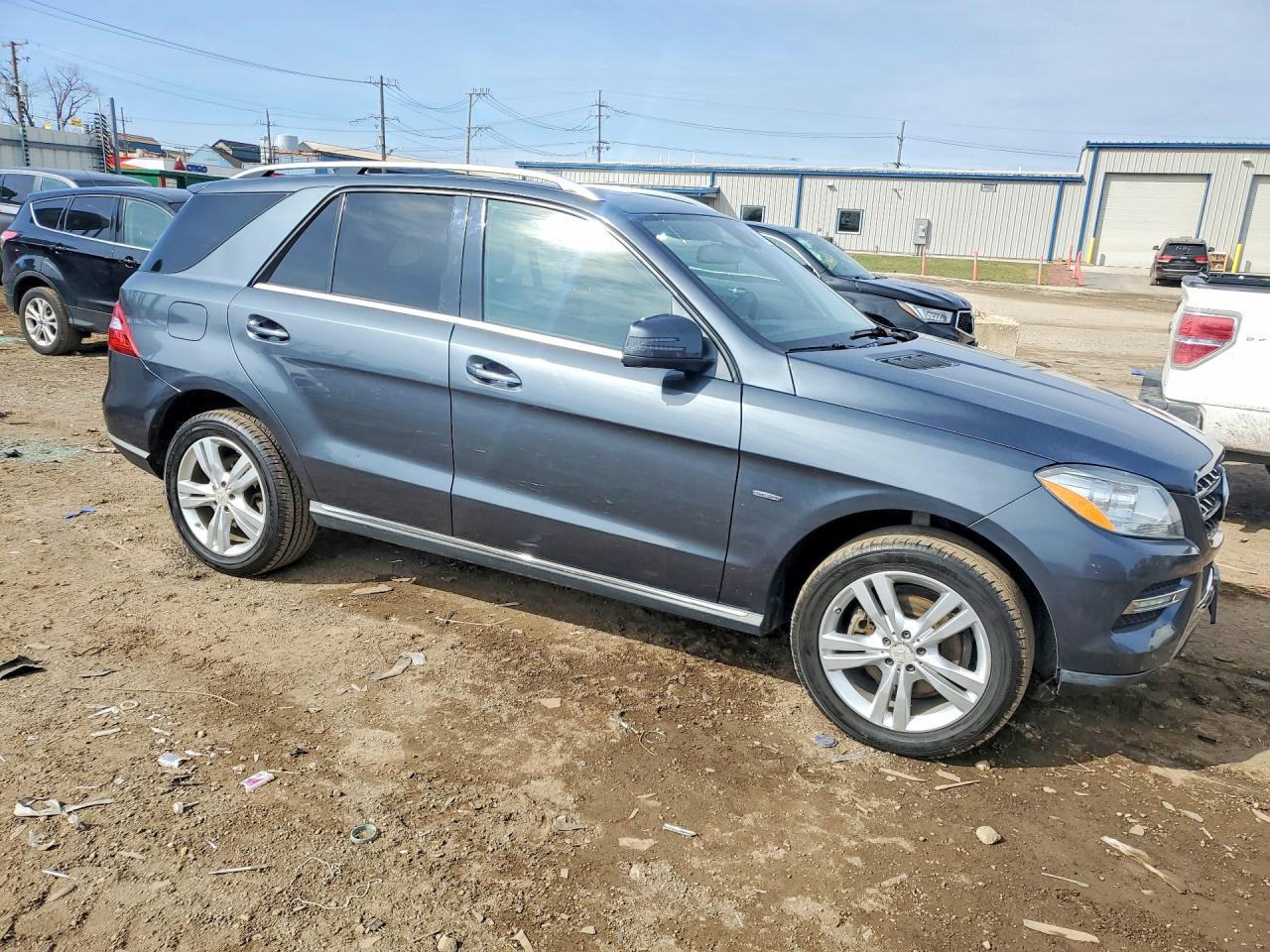 2012 MERCEDES-BENZ ML-Class