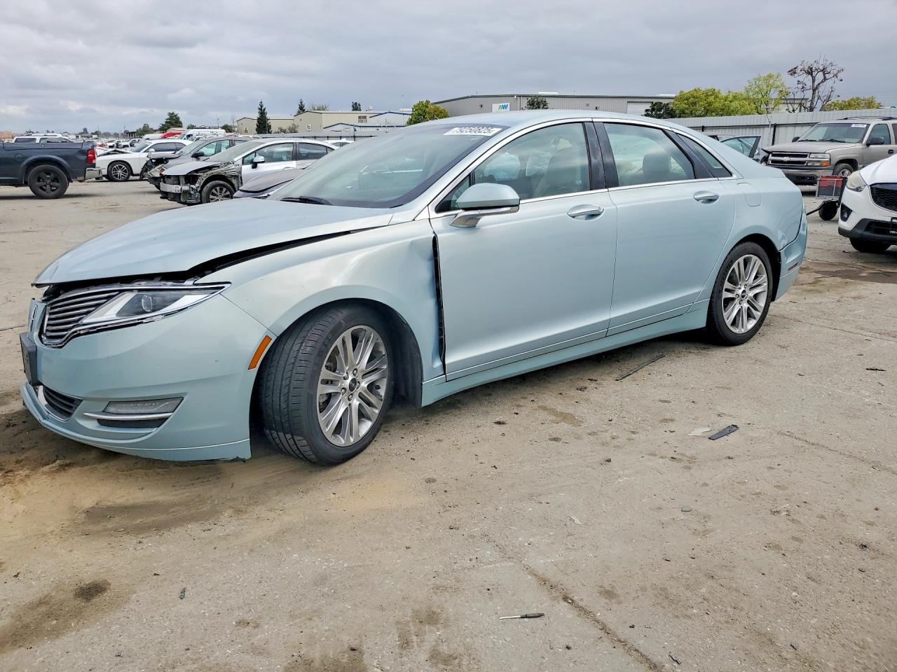 2013 LINCOLN MKZ