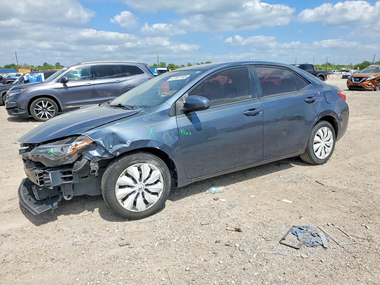 2017 TOYOTA COROLLA