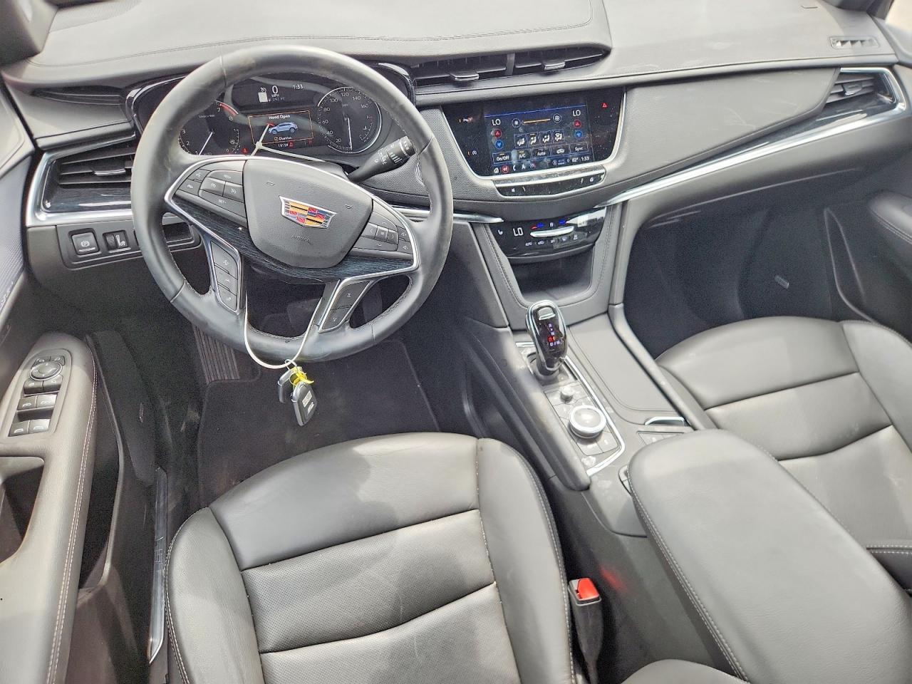 2025 CADILLAC XT5