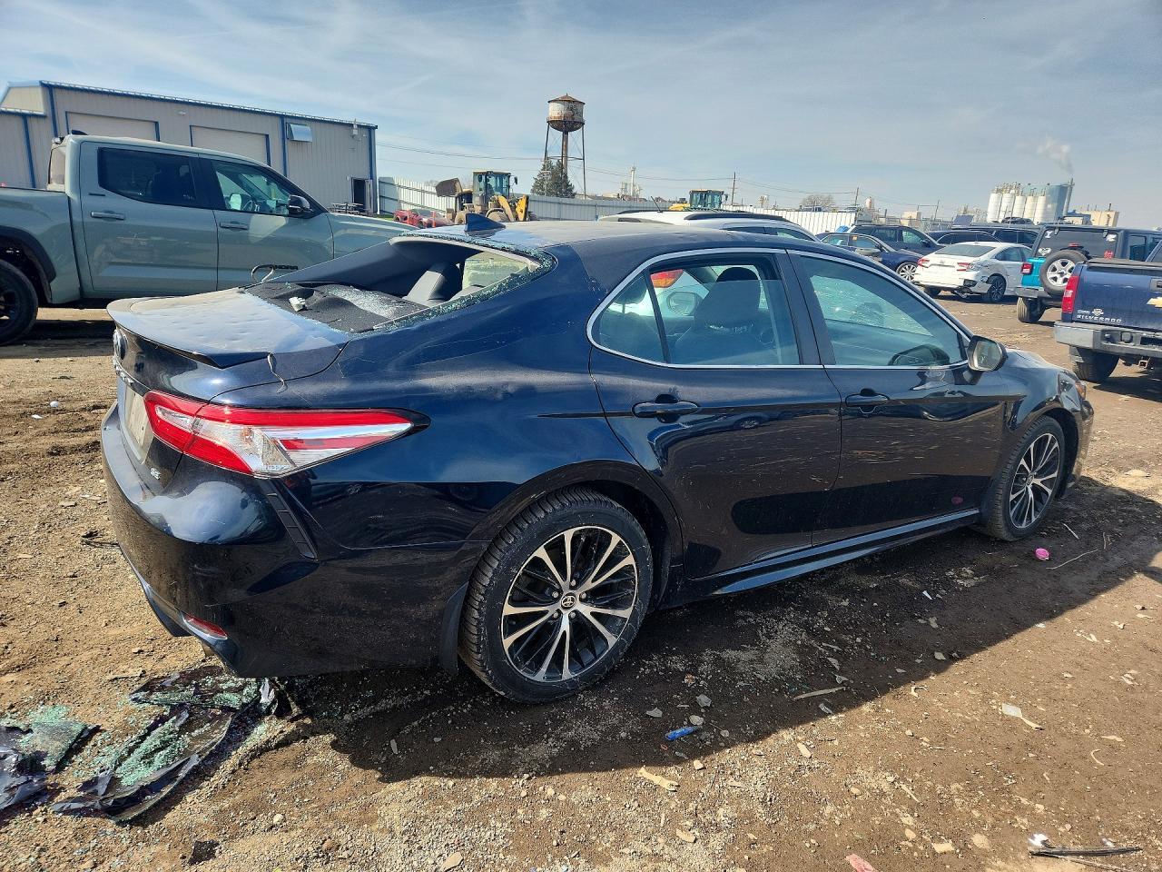 2020 TOYOTA CAMRY