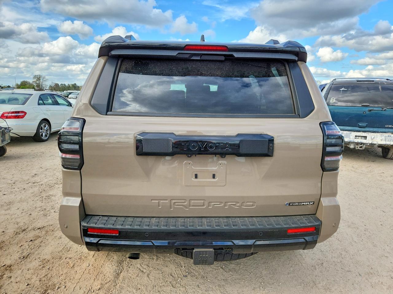 2025 TOYOTA 4Runner