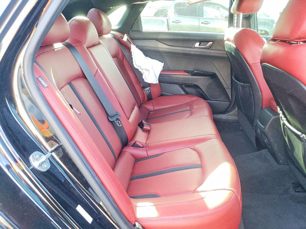 2022 KIA K5