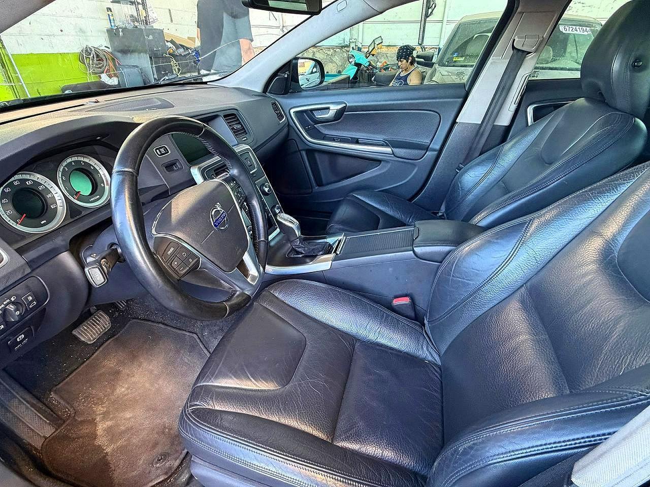 2013 VOLVO S60