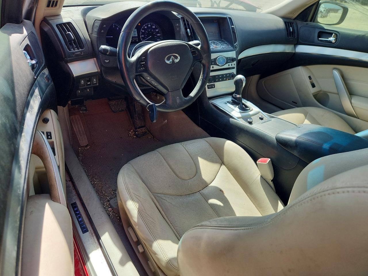 2013 INFINITI G37