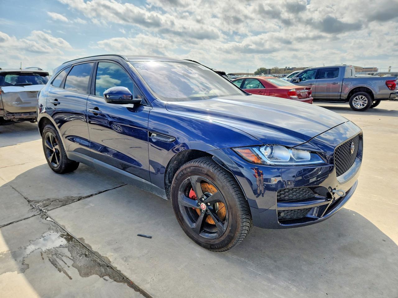 2017 JAGUAR F-Pace