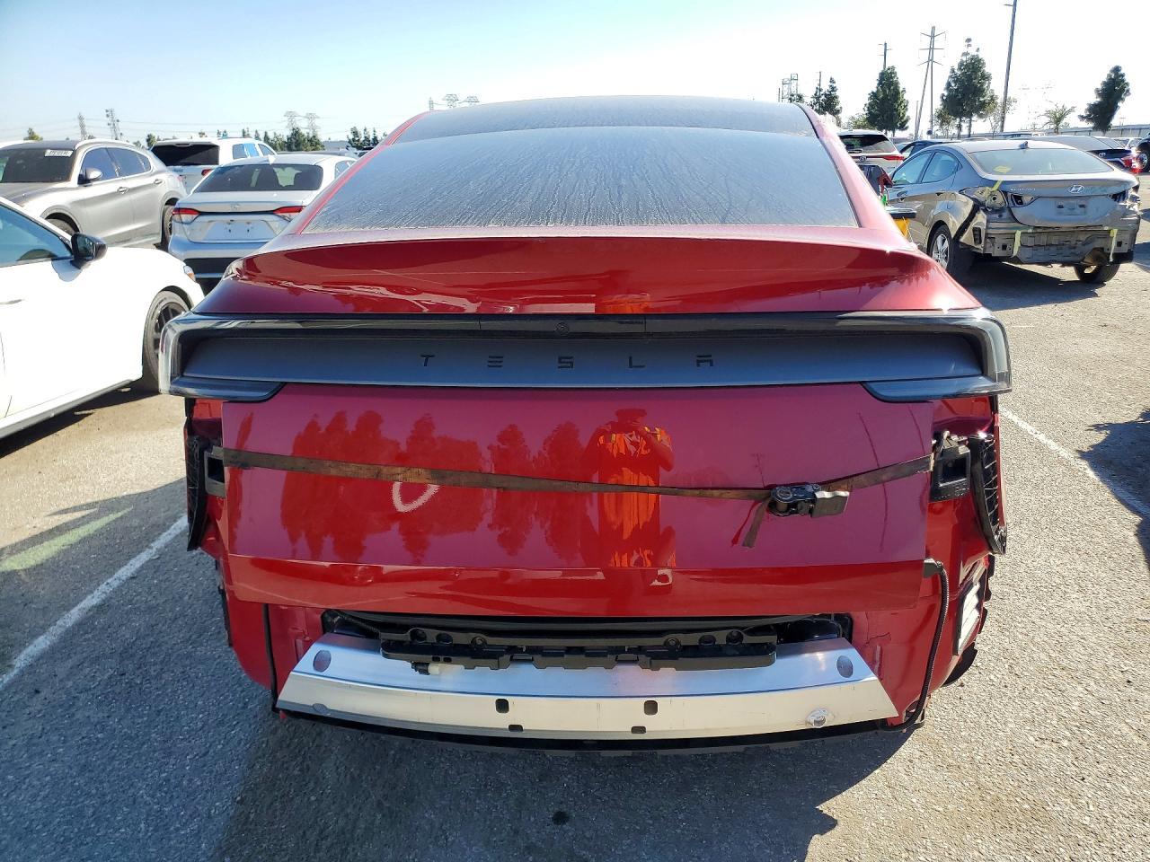 2026 TESLA MODEL Y