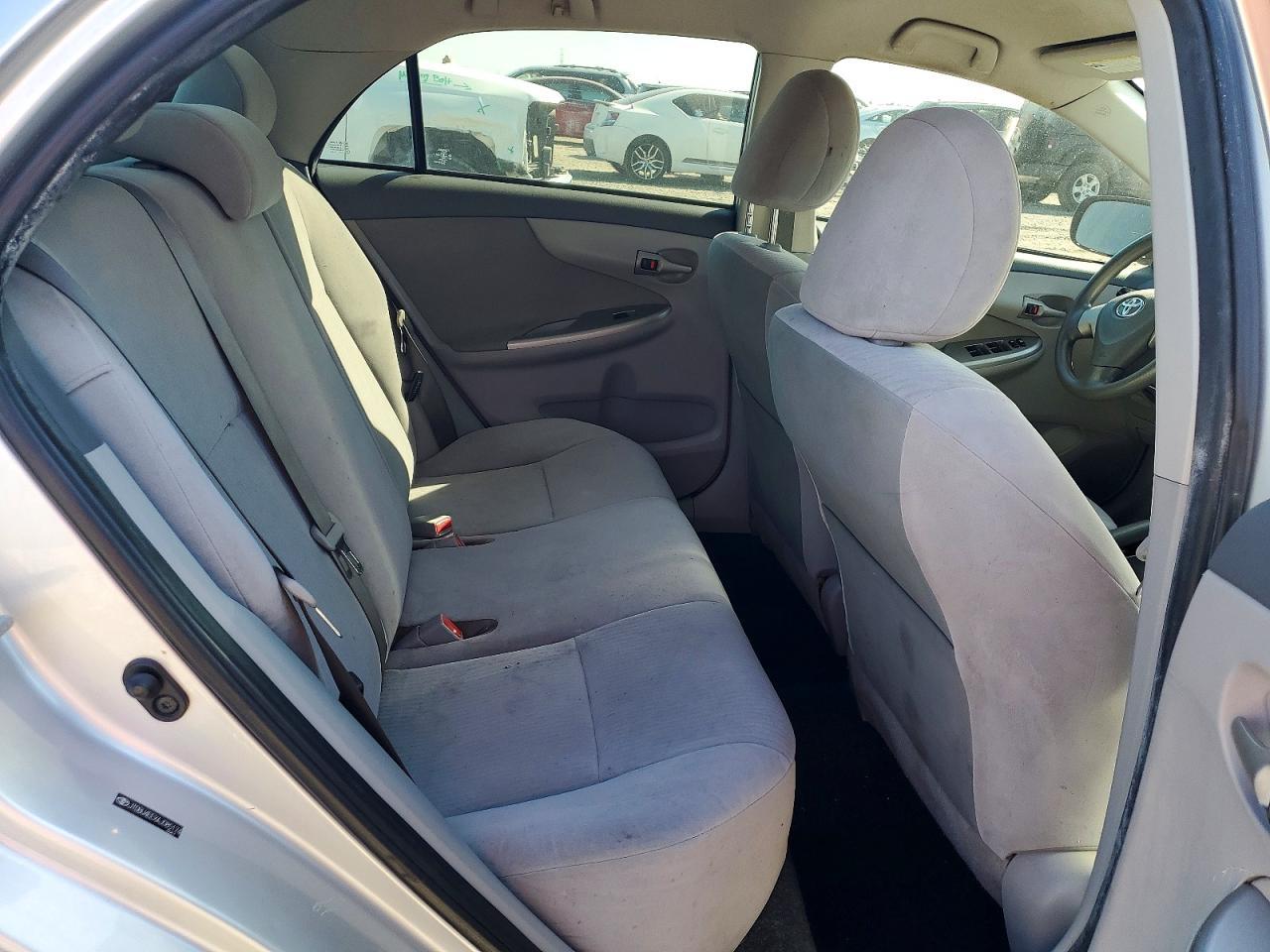 2010 TOYOTA COROLLA